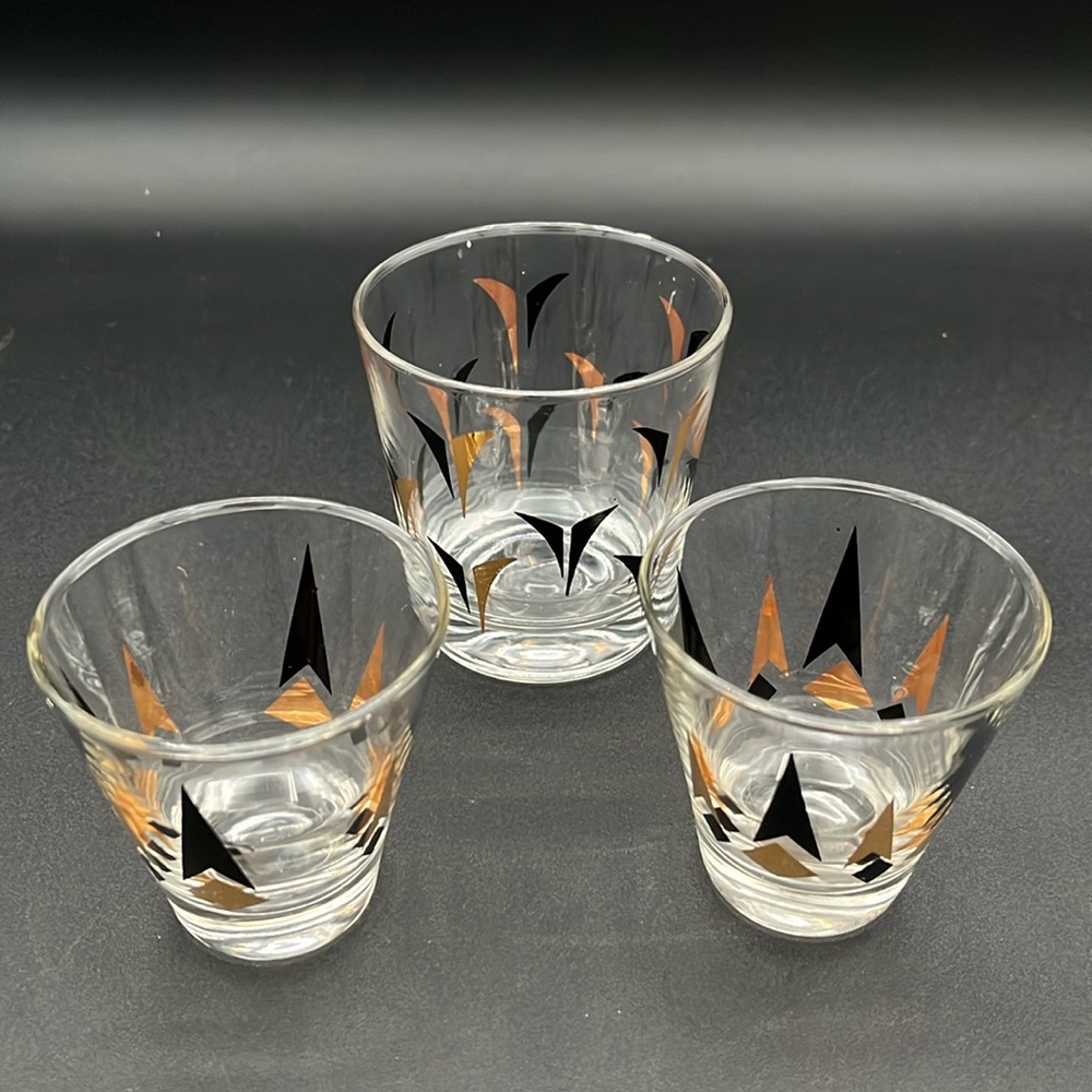 Anchor Hocking Glasses. Vintage Atomic “Golden Peaks” Black and Gold